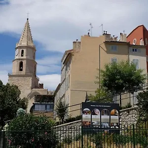 3* Apart-hotel Residhotel Vieux Port